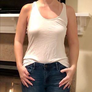 Criss cross white tank top!